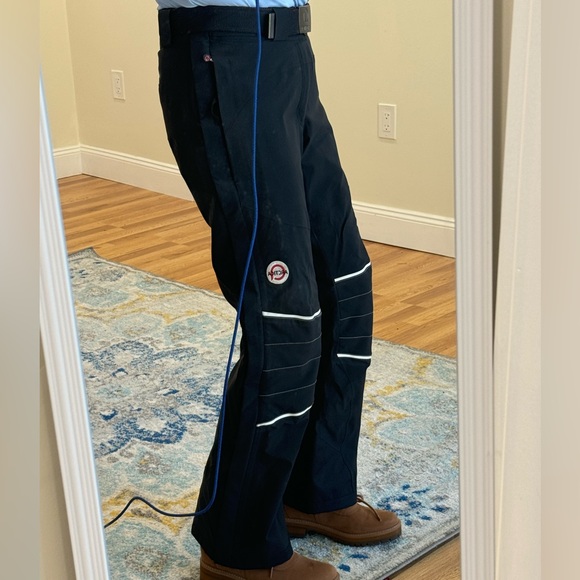 ARCTICA Woman's Medium Ski Pants w side zip for easy on and off. Black Like New. - Picture 2 of 7